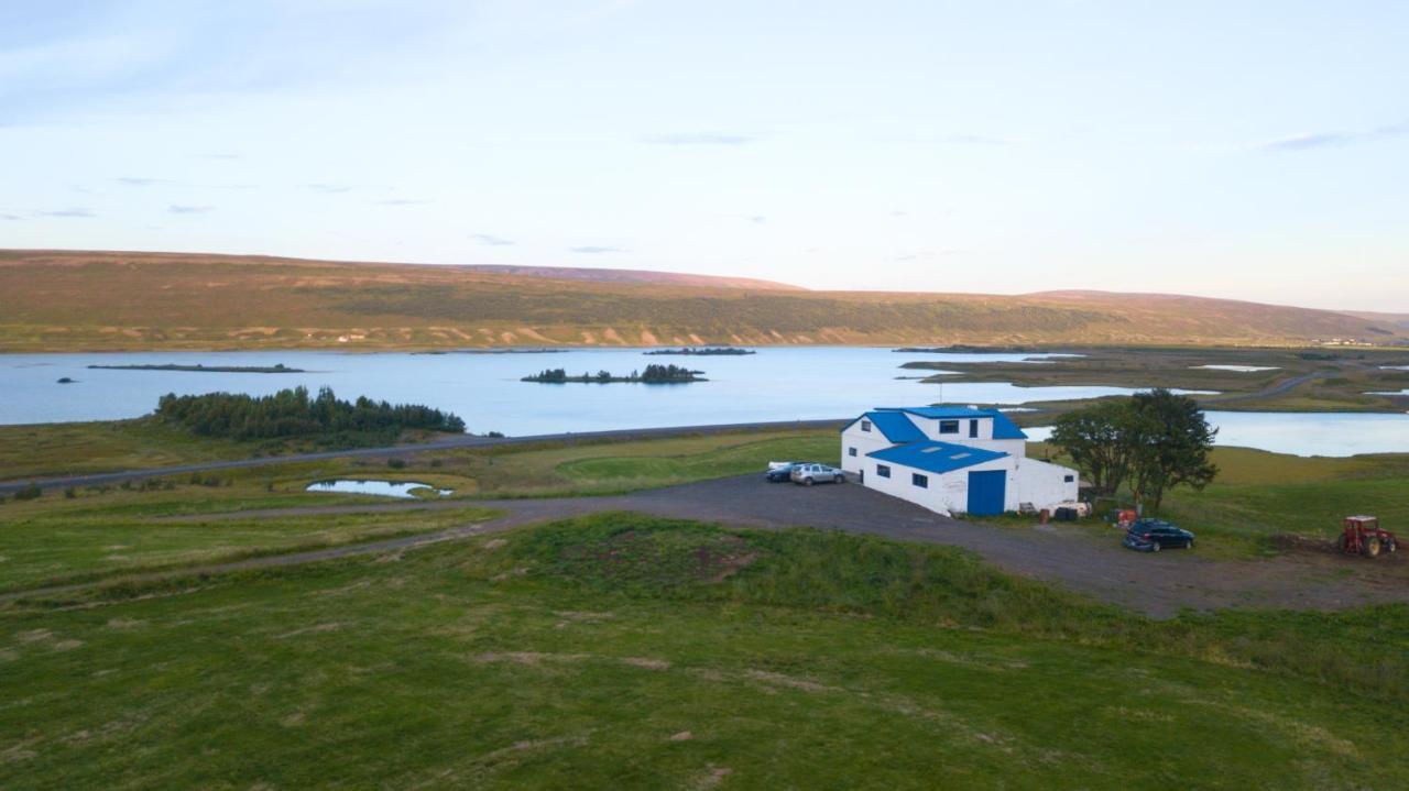 הוילה Húsavík Holkot Scenic Farm מראה חיצוני תמונה
